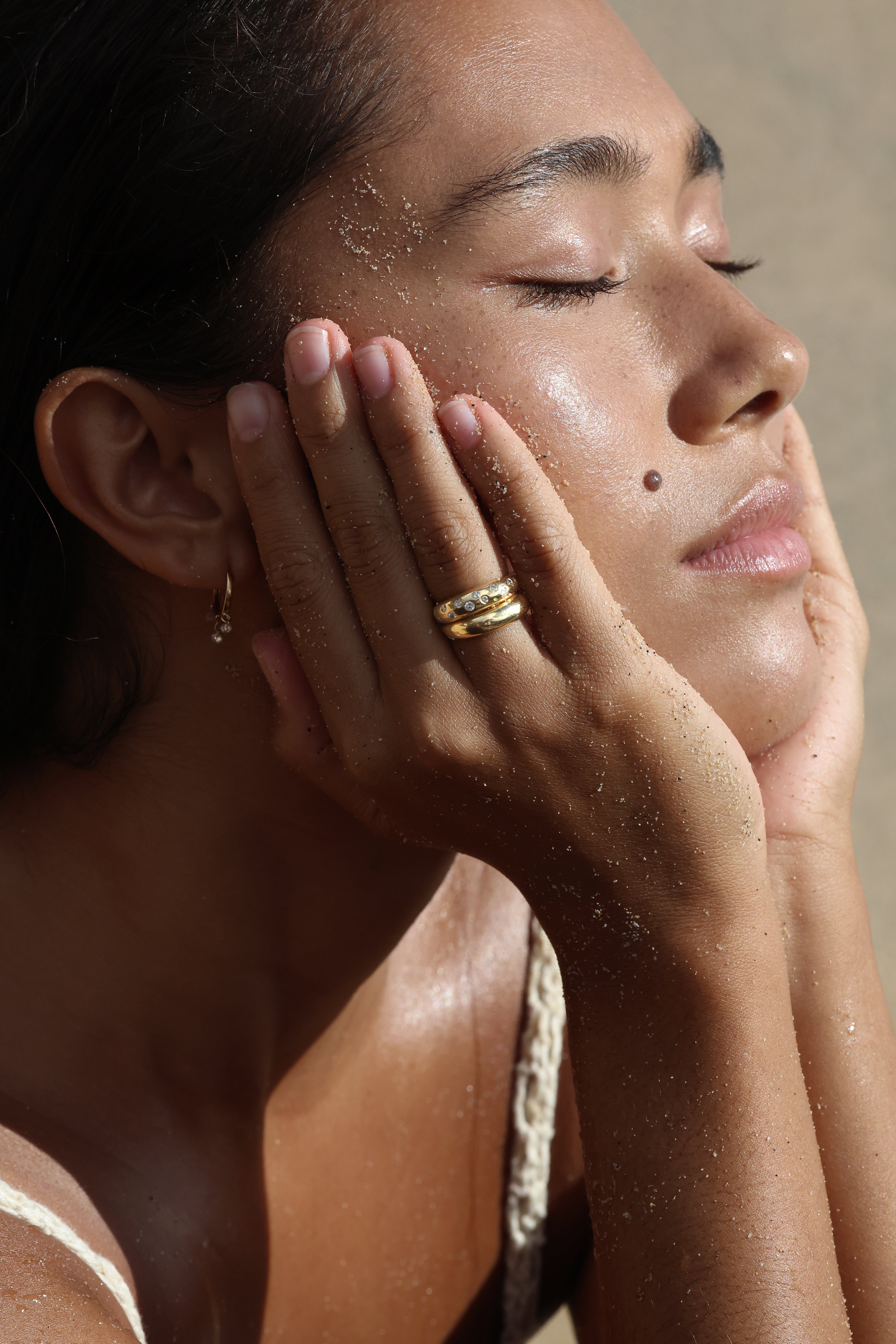 ピアス Clear Dewdrops Hoop Earrings Earring Dew Drop -Single© – HiteofGlass
